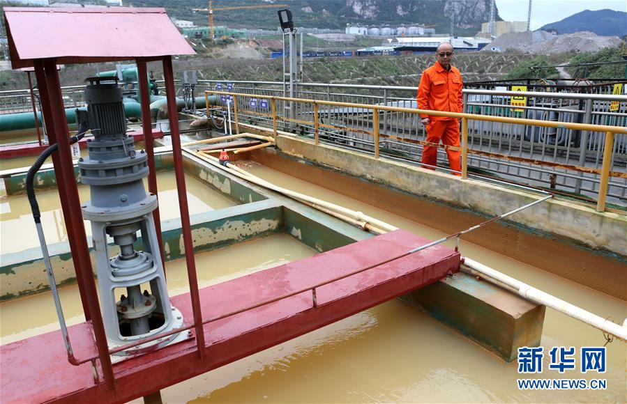 （四中全會精神在基層&middot;圖文互動）（3）烏江清，貴州興&mdash;&mdash;貴州第一大河烏江治污記