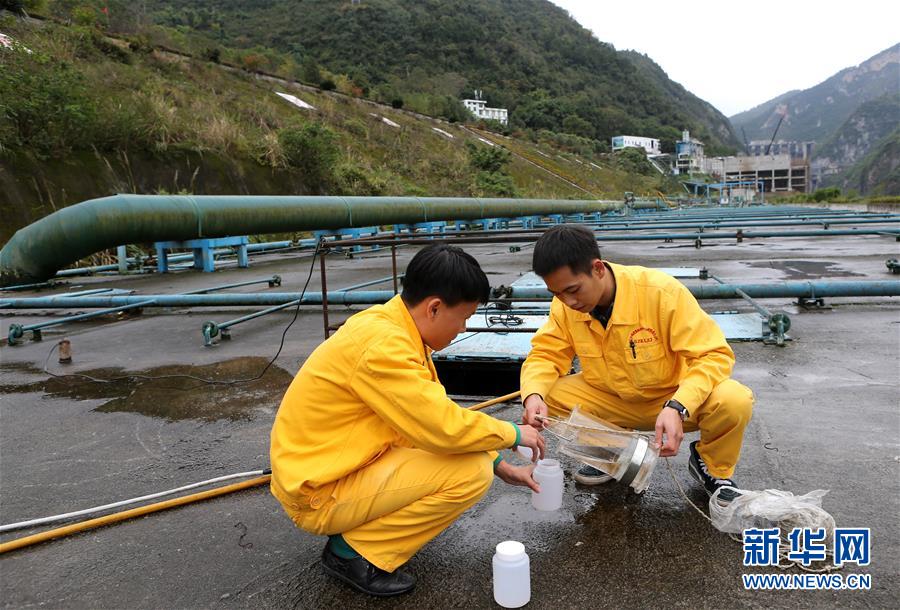 （四中全會精神在基層&middot;圖文互動）（5）烏江清，貴州興&mdash;&mdash;貴州第一大河烏江治污記