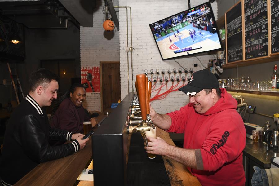 （在習(xí)近平新時(shí)代中國特色社會主義思想指引下&mdash;&mdash;新時(shí)代新作為新篇章&middot;總書記關(guān)切開放事&middot;圖文互動(dòng)）（1）中國引力：在開放的中國共創(chuàng)幸福 