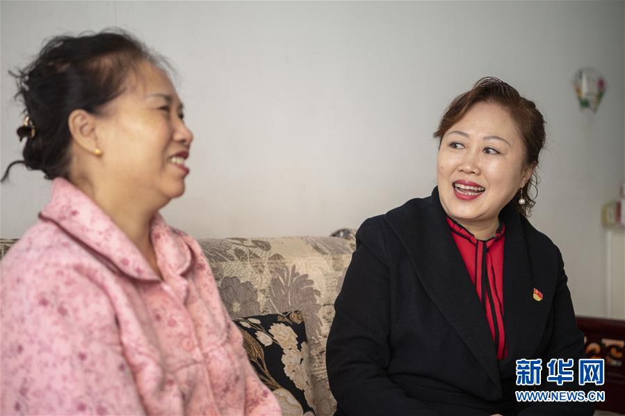 （愛國情 奮斗者&middot;圖文互動(dòng)）（1）任紅梅：陽泉段南溝社區(qū)居民的&ldquo;貼心人&rdquo;