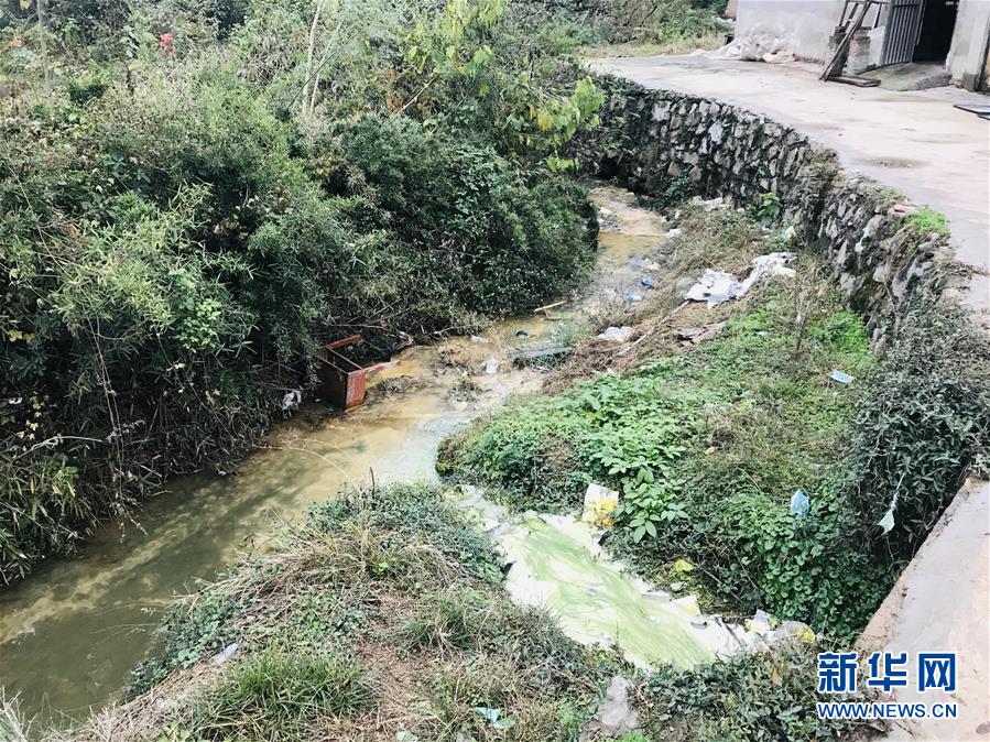 （新華調(diào)查&middot;國(guó)務(wù)院農(nóng)村人居環(huán)境大檢查&middot;圖文互動(dòng)）（3）農(nóng)村生活污水何處去？&mdash;&mdash;農(nóng)村污水治理&ldquo;梗阻&rdquo;現(xiàn)象調(diào)查