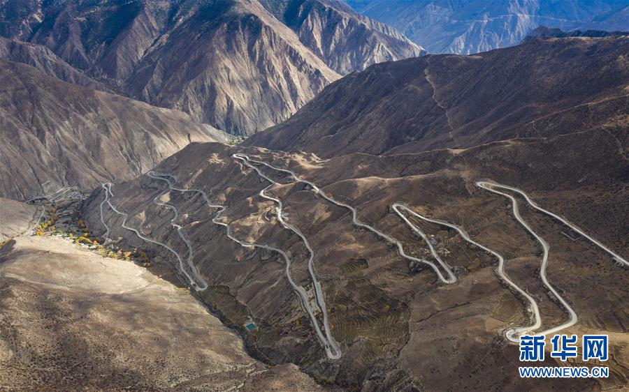 （新華全媒頭條&middot;圖文互動）（1）格?；ㄩ_滿天路&mdash;&mdash;寫在川藏公路通車65周年之際
