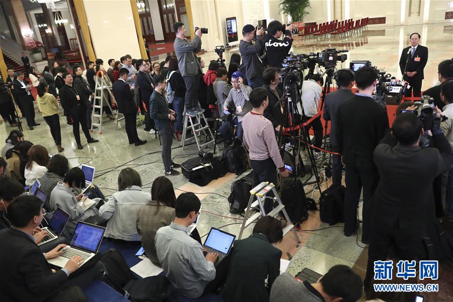 （兩會(huì)&middot;面對面）（11）采訪部長