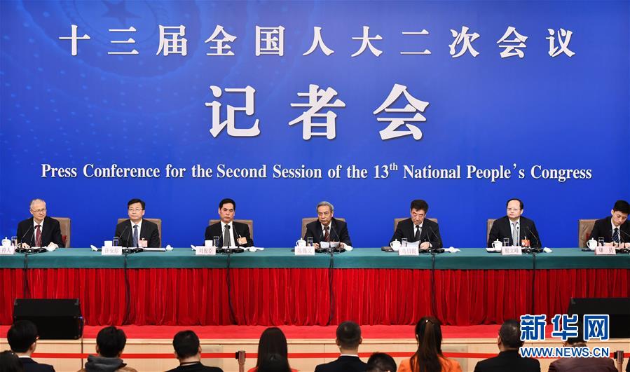 （兩會(huì)&middot;XHDW）（7）全國人大相關(guān)負(fù)責(zé)人就&ldquo;人大立法工作&rdquo;答記者問