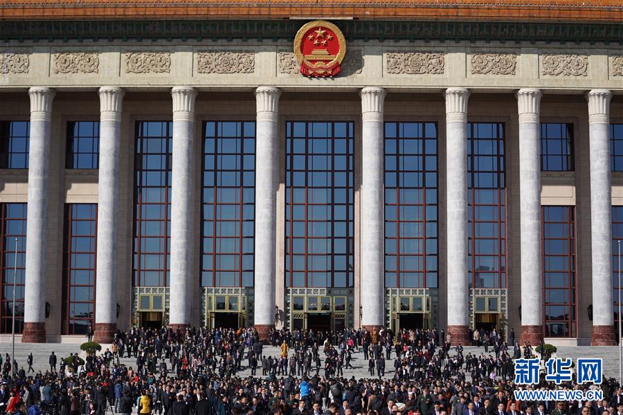 （新華全媒頭條&middot;圖文互動(dòng)）（2）2019&mdash;&mdash;春天里的中國(guó)兩會(huì)故事