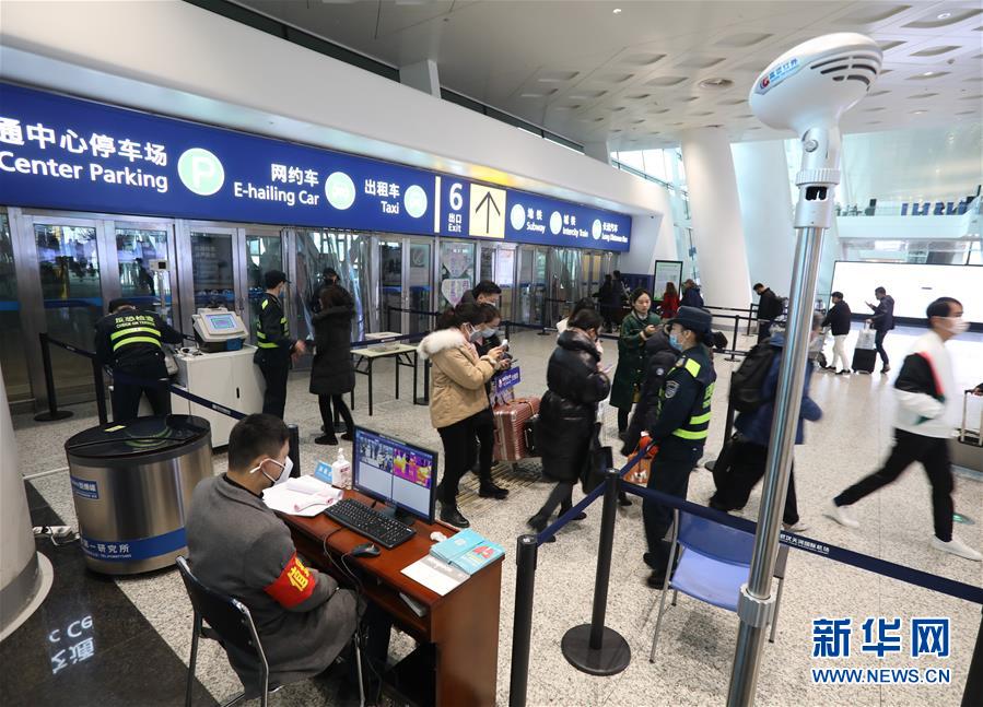 (圖文互動(dòng))(2)武漢實(shí)施進(jìn)出人員管控