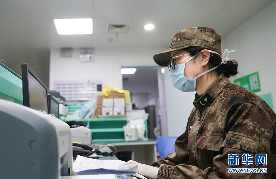 (新華全媒頭條·圖文互動)(22)萬眾一心迎挑戰(zhàn) 眾志成城戰(zhàn)疫情——全國總動員打響疫情防控阻擊戰(zhàn)紀(jì)實(shí)
