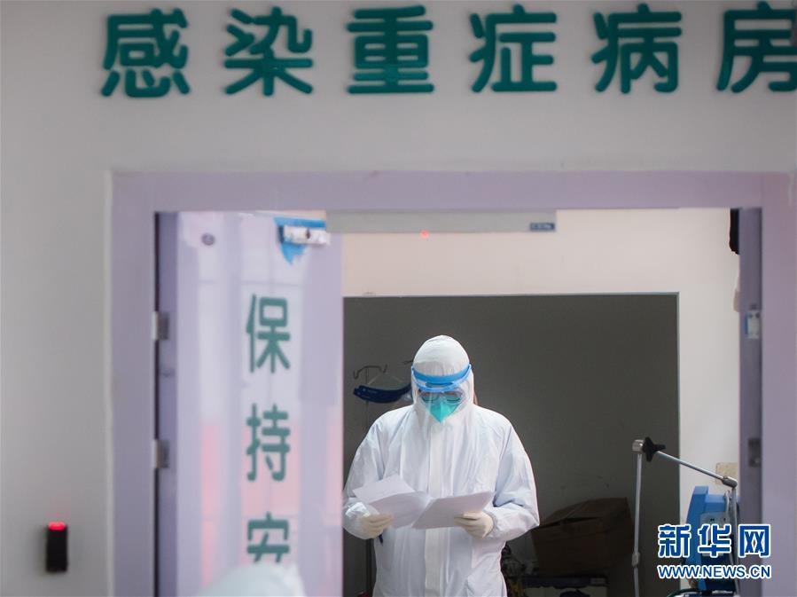 （新華全媒頭條&middot;圖文互動）（2）凡人亦英雄&mdash;&mdash;連線一線醫(yī)護(hù)人員