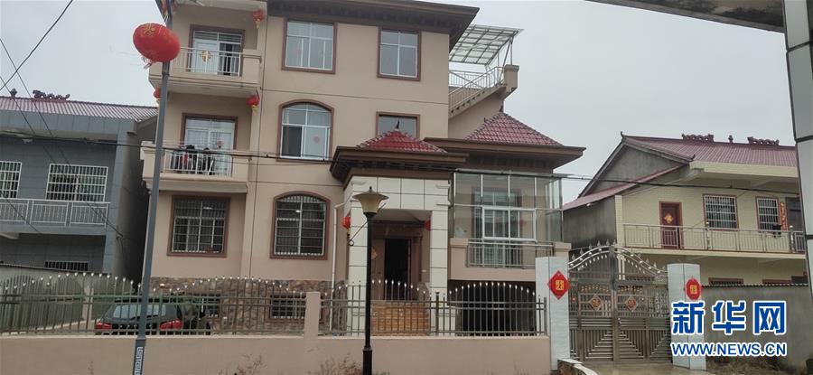 （聚焦疫情防控&middot;圖文互動）（1）從武漢返鄉(xiāng)的一家人：&ldquo;鄰里情割不斷，自行隔離是義務(wù)&rdquo;