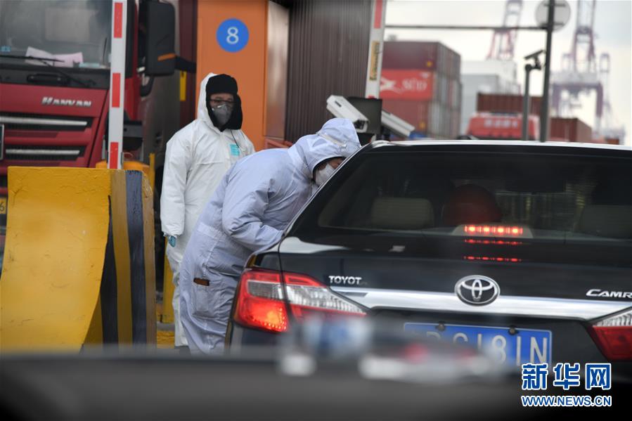 （圖文互動(dòng)）（3）海港轉(zhuǎn)運(yùn)不停歇　整體運(yùn)能待釋放&mdash;&mdash;沿海主要港口生產(chǎn)見聞