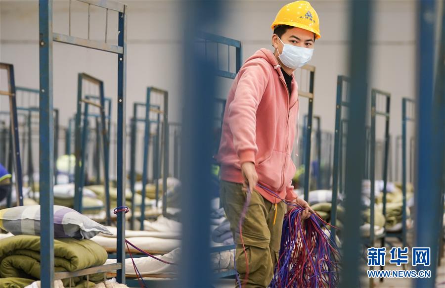 （新華全媒頭條&middot;圖文互動(dòng)）（5）托舉生命的方舟&mdash;&mdash;方艙醫(yī)院建設(shè)記