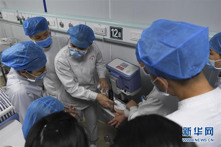 （圖文互動(dòng)）（1）&ldquo;你們逆行，我們護(hù)航&rdquo;&mdash;&mdash;廣西關(guān)愛一線醫(yī)務(wù)工作者見聞 