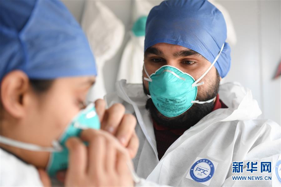 （新華全媒頭條&middot;圖文互動）（16）聽，人類命運共同體的大合唱&mdash;&mdash;中國同國際社會攜手抗擊新冠肺炎疫情述評