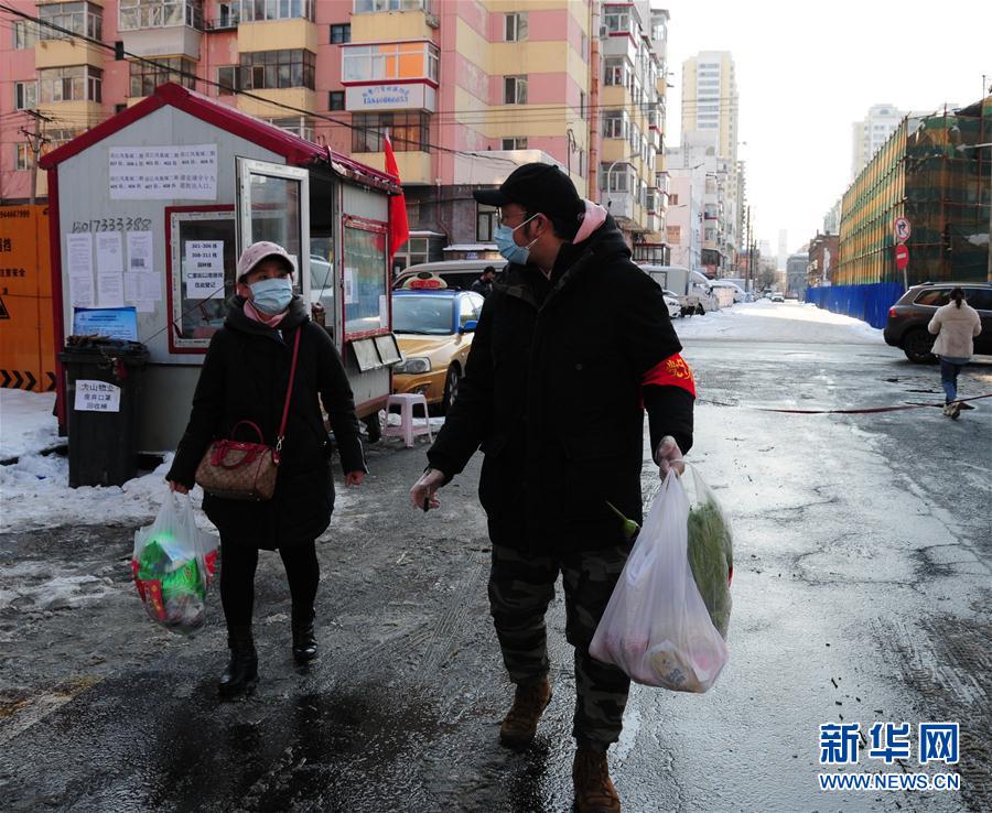 （聚焦疫情防控&middot;圖文互動）（1）不知你是誰，知你為了誰&mdash;&mdash;社區(qū)戰(zhàn)&ldquo;疫&rdquo;志愿者群像