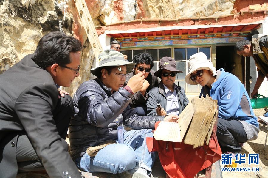 （圖文互動）（2）西藏古籍文獻(xiàn)數(shù)字化提速 大批珍貴藏文古籍近期實現(xiàn)&ldquo;云閱讀&rdquo;