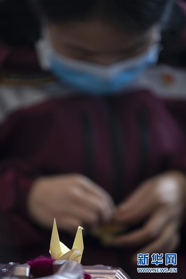 （新華全媒頭條&middot;圖文互動）（10）最美逆行者，武漢永遠記得你！&mdash;&mdash;首批援鄂醫(yī)療隊返程紀實