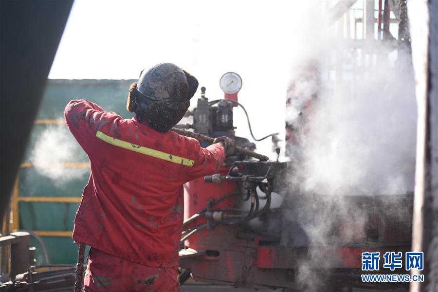 (圖文互動)(3)在戰(zhàn)“疫”中“加油打氣”——大慶油田復工復產(chǎn)見聞