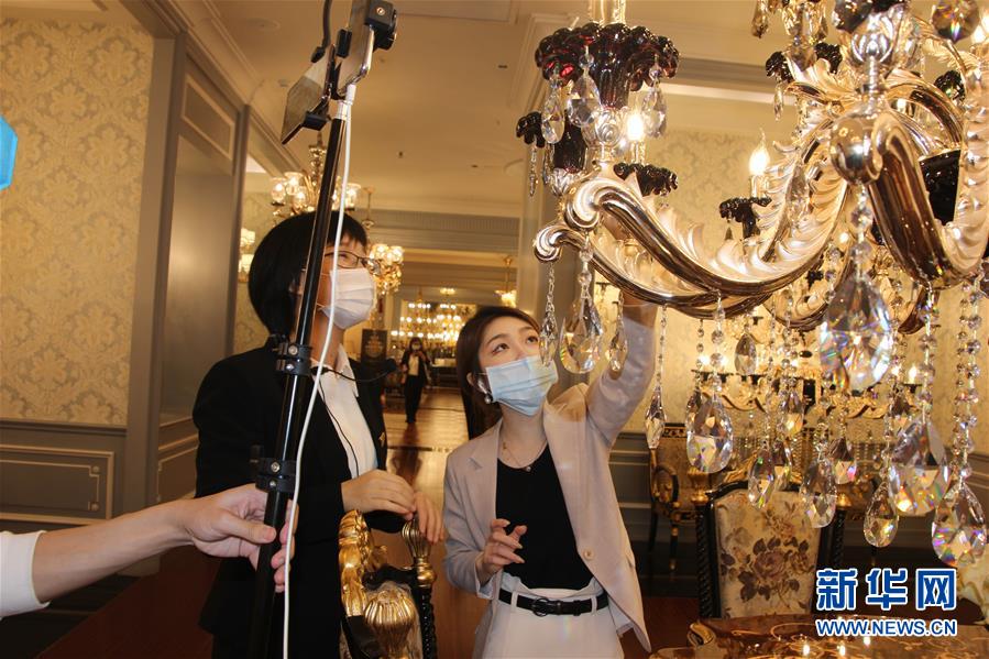 （中國經(jīng)濟(jì)新觀察&middot;圖文互動(dòng)）（1）搶抓&ldquo;云端&rdquo;的機(jī)遇&mdash;&mdash;看數(shù)字技術(shù)如何撬動(dòng)新動(dòng)能 