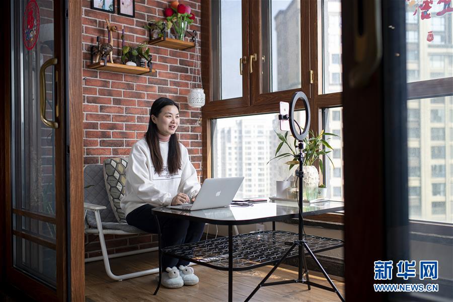 （新華全媒頭條&middot;圖文互動(dòng)）（4）星火成炬&mdash;&mdash;記戰(zhàn)&ldquo;疫&rdquo;中的志愿服務(wù)英雄