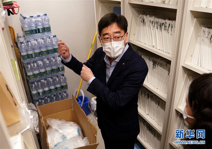 （香港故事&middot;圖文互動）（3）從&ldquo;非典&rdquo;到新冠，一位香港醫(yī)生親歷的兩次抗疫