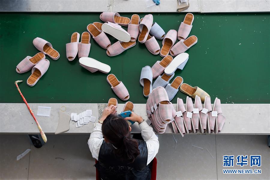 （新華全媒頭條&middot;圖文互動(dòng)）（5）內(nèi)蒙古貧困旗縣全部&ldquo;摘帽&rdquo;