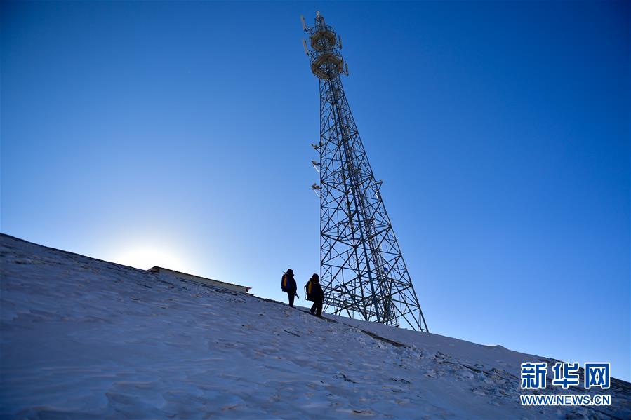 （新華全媒頭條&middot;圖文互動）（4）用腳步和忠誠守護(hù)雪域天路&mdash;&mdash;記青藏鐵路望昆線路車間副主任于本蕃