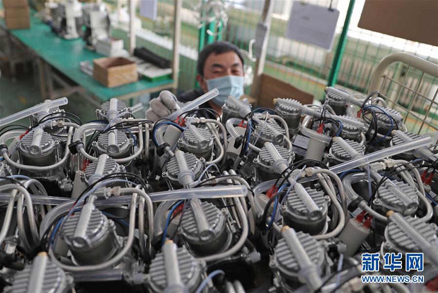 （聚焦疫情防控&middot;圖文互動(dòng)）（10）團(tuán)結(jié)起來(lái)！我們?nèi)f眾一心！&mdash;&mdash;中國(guó)抗疫人民力量的生動(dòng)實(shí)踐