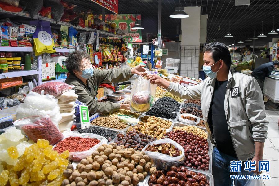 （決戰(zhàn)決勝脫貧攻堅&middot;圖文互動）（2）阿布都艾尼北上務(wù)工&ldquo;三級跳&rdquo;