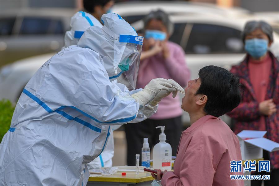 (聚焦疫情防控·圖文互動)(4)吉林省15日新增本地新冠肺炎確診病例2例 當(dāng)?shù)剡M一步擴大核酸檢測范圍