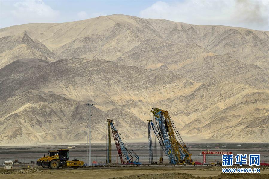 （新華全媒頭條&middot;圖文互動(dòng)）（4）飛吧，&ldquo;帕米爾雄鷹&rdquo;！