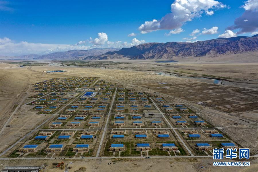 （新華全媒頭條&middot;圖文互動(dòng)）（8）飛吧，&ldquo;帕米爾雄鷹&rdquo;！