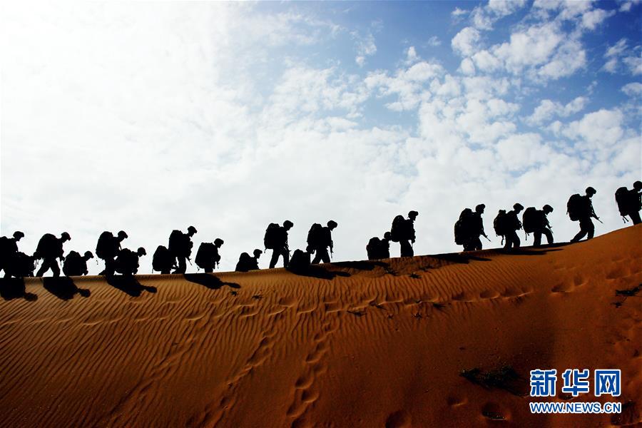 （圖文互動(dòng)）（3）武警部隊(duì)抓好常態(tài)化疫情防控條件下&ldquo;魔鬼周&rdquo;極限訓(xùn)練