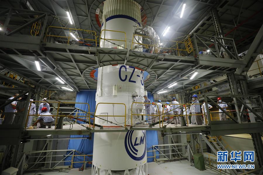 （圖文互動）（3）北斗發(fā)射緊急叫停后&hellip;&hellip;&mdash;&mdash;記西昌衛(wèi)星發(fā)射中心加注分隊黨員群體