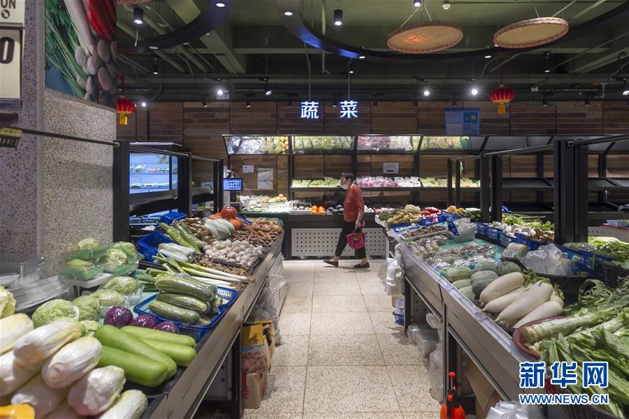 （圖文互動）（1）告別臟亂，留住溫情&mdash;&mdash;上海鬧市小菜場見聞