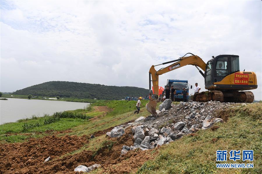 （防汛抗洪&middot;圖文互動）（2）抗洪搶險(xiǎn)的中堅(jiān)力量&mdash;&mdash;安徽宣城防汛抗洪一線見聞