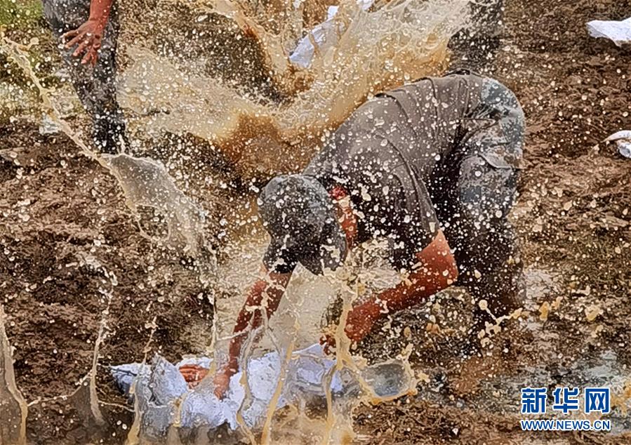 （防汛抗洪&middot;圖文互動）（3）東部戰(zhàn)區(qū)陸軍再次抽調(diào)1.6萬余人增援抗洪一線