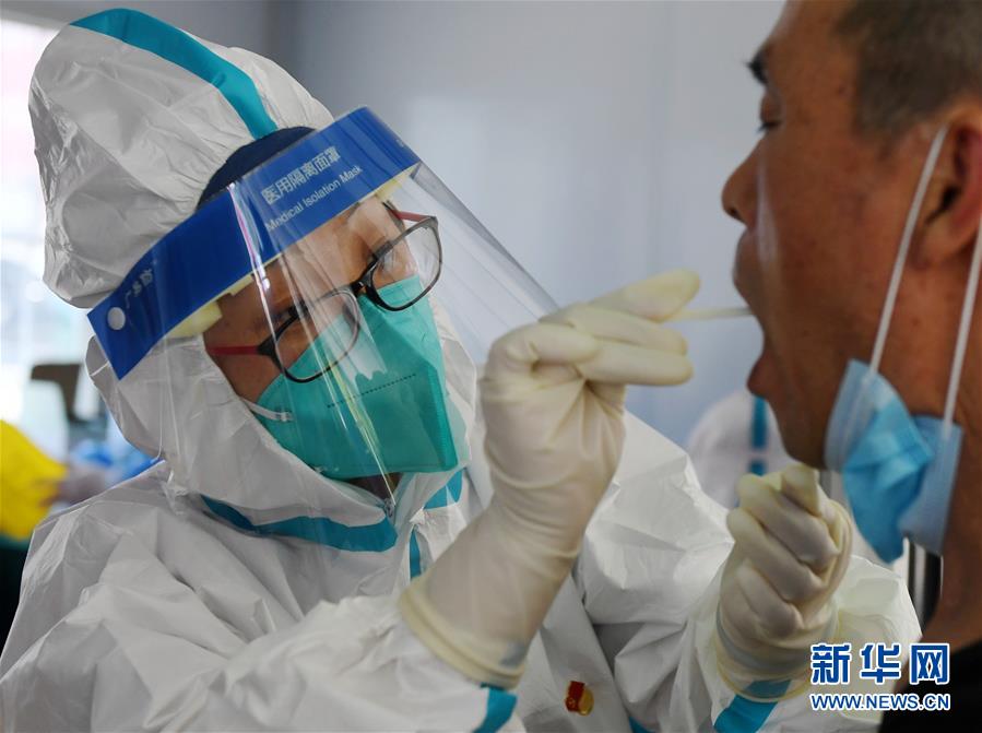 （新華全媒頭條&middot;圖文互動）（7）首都再戰(zhàn)&ldquo;疫&rdquo;，難忘40天&mdash;&mdash;寫在北京應(yīng)急響應(yīng)級別降級之際 