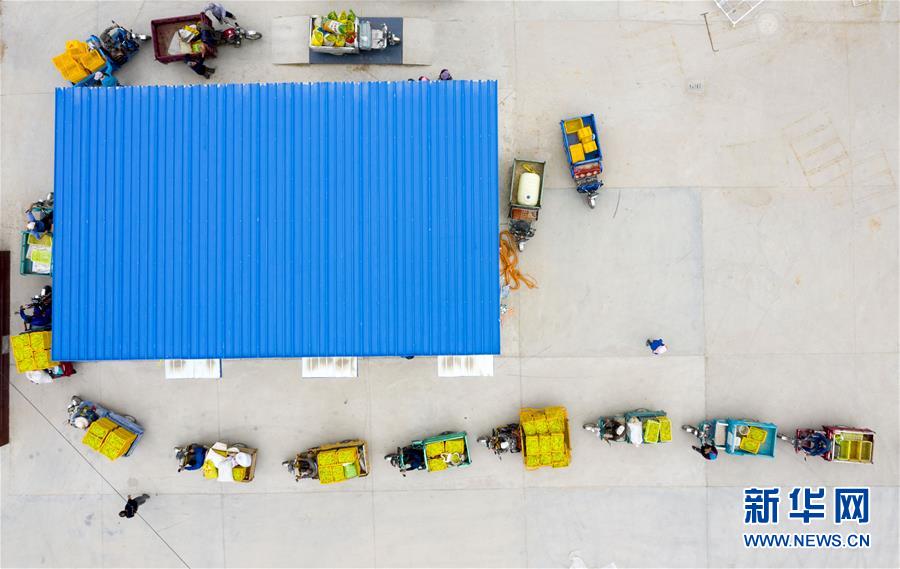 （新華全媒頭條&middot;走向我們的小康生活&middot;圖文互動(dòng)）（10）23萬人的命運(yùn)轉(zhuǎn)折&mdash;&mdash;我國最大易地生態(tài)移民安置區(qū)的脫貧密碼