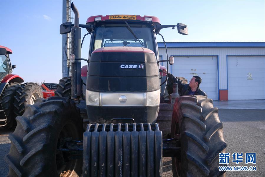 （在習(xí)近平新時代中國特色社會主義思想指引下&mdash;&mdash;新時代新作為新篇章&middot;習(xí)近平總書記關(guān)切事&middot;圖文互動）（4）為黑土加&ldquo;油&rdquo;&mdash;&mdash;&ldquo;耕地中的大熊貓&rdquo;，我們這樣保護