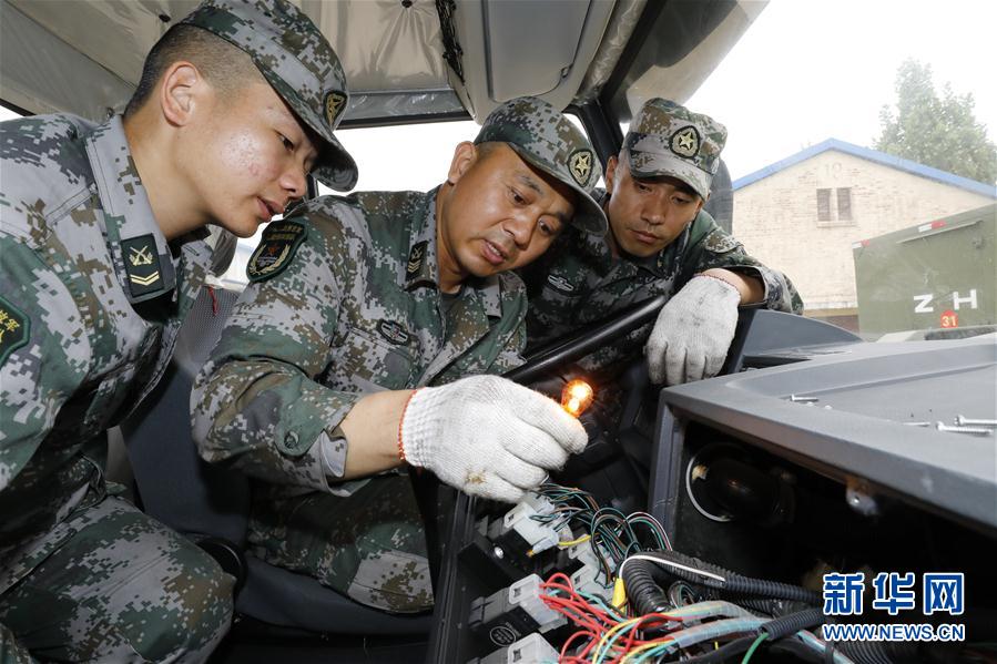 （圖文互動(dòng)）（3）亮劍沙場的&ldquo;千分尺&rdquo;&mdash;&mdash;記&ldquo;最美新時(shí)代革命軍人&rdquo;張俊凱