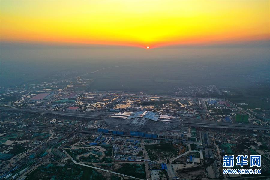 （新華全媒頭條&middot;圖文互動）（18）&ldquo;1毫米&rdquo;之內(nèi)的智慧與引領&mdash;&mdash;寫在智能高鐵京雄城際全線軌道貫通之際