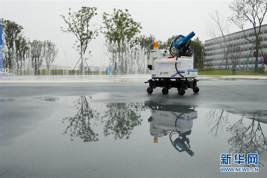 （在習(xí)近平新時(shí)代中國特色社會(huì)主義思想指引下&mdash;&mdash;新時(shí)代新作為新篇章&middot;習(xí)近平總書記關(guān)切事&middot;圖文互動(dòng)）（7）為經(jīng)濟(jì)育動(dòng)能 讓生活更多彩&mdash;&mdash;從2020智博會(huì)看智能產(chǎn)業(yè)發(fā)展新動(dòng)向