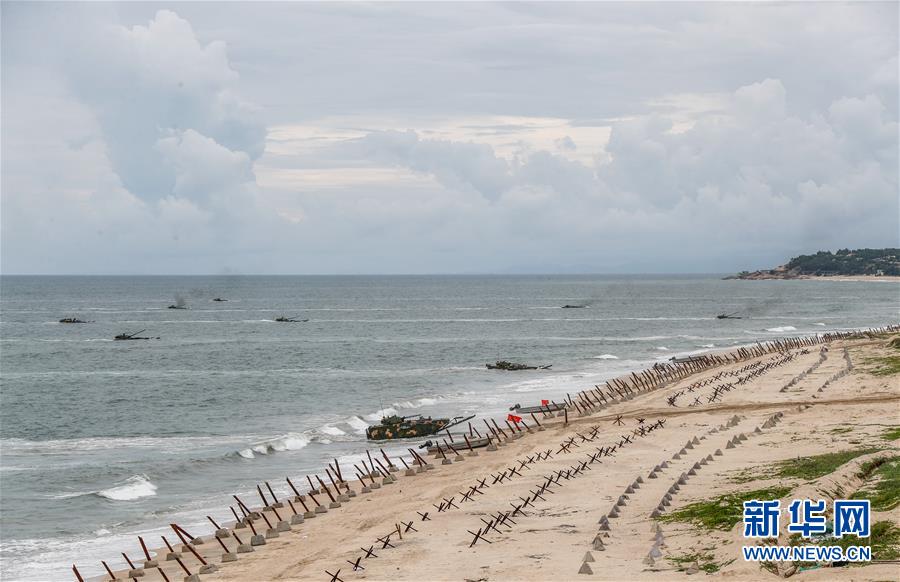 （在習(xí)近平強(qiáng)軍思想指引下&middot;我們在戰(zhàn)位報(bào)告&middot;圖文互動(dòng)）（2）陸軍第74集團(tuán)軍某合成旅：鐵甲戰(zhàn)車馳騁在強(qiáng)軍路上