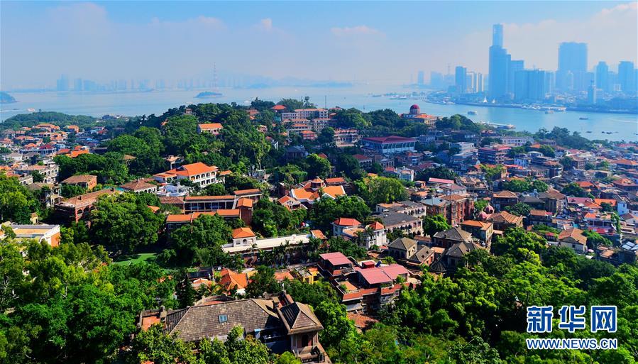 （特區(qū)40年?圖文互動(dòng)）（5）廈庇五洲客 門(mén)納萬(wàn)頃濤&mdash;&mdash;廈門(mén)經(jīng)濟(jì)特區(qū)40年發(fā)展紀(jì)實(shí)