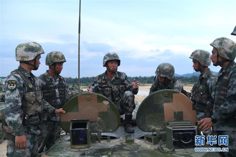 （在習近平強軍思想指引下&middot;我們在戰(zhàn)位報告&middot;圖文互動）（4）中部戰(zhàn)區(qū)陸軍某旅&ldquo;大功三連&rdquo;：建功新時代