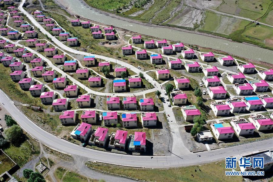 （西藏昌都解放70周年&middot;圖文互動(dòng)）（6）高原小鎮(zhèn)&ldquo;搬&rdquo;來(lái)一家&ldquo;商業(yè)綜合體&rdquo;