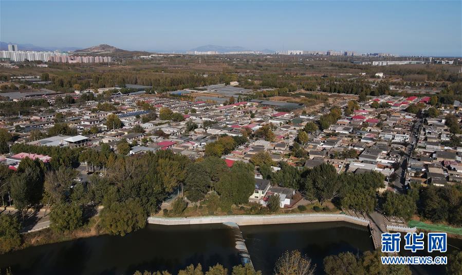 （全面建成小康社會(huì)&ldquo;百城千縣萬(wàn)村調(diào)研行&rdquo;&middot;圖文互動(dòng)）（1）北戴河村：藝術(shù)院落&ldquo;點(diǎn)亮&rdquo;鄉(xiāng)村致富路