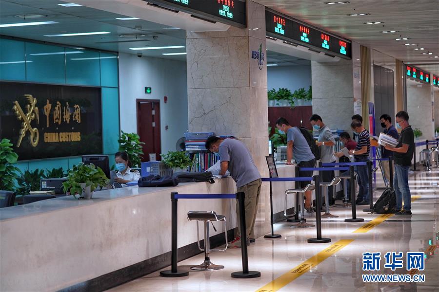 （新華全媒頭條&middot;圖文互動(dòng)）（10）海納百川共揚(yáng)帆&mdash;&mdash;黨的十九大以來以習(xí)近平同志為核心的黨中央引領(lǐng)中國高水平對(duì)外開放紀(jì)實(shí)