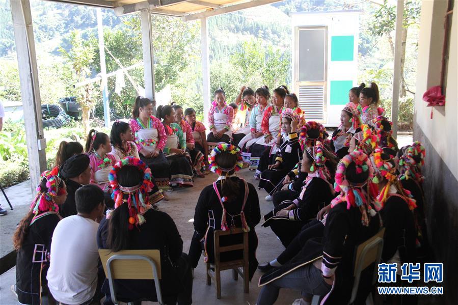 （五中全會(huì)精神在基層&middot;圖文互動(dòng)）（5）天津、福建、廣東、云南等地創(chuàng)新形式讓黨的十九屆五中全會(huì)精神&ldquo;飛入尋常百姓家&rdquo;