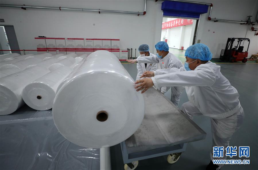 （新華全媒頭條&middot;迎接兩會特別報(bào)道&middot;圖文互動）（7）不同尋常的兩會 萬眾一心的力量&mdash;&mdash;寫在2020年全國兩會召開之際